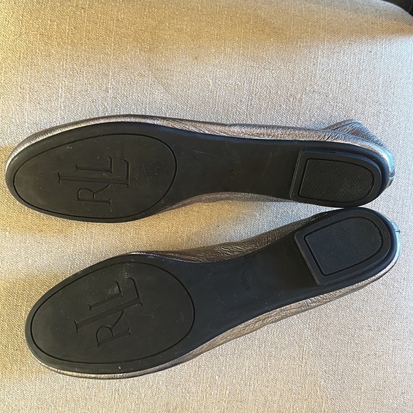 Lauren Ralph Lauren Amarissa Leather Metallic Ballet Flats Silver Size 8.5 - Picture 10 of 11